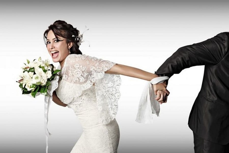Wedding Traditions Romania