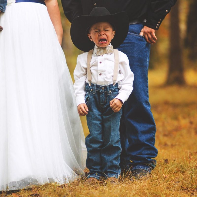 Wedding Party Crying - Amateurs vs Wedding Professional
