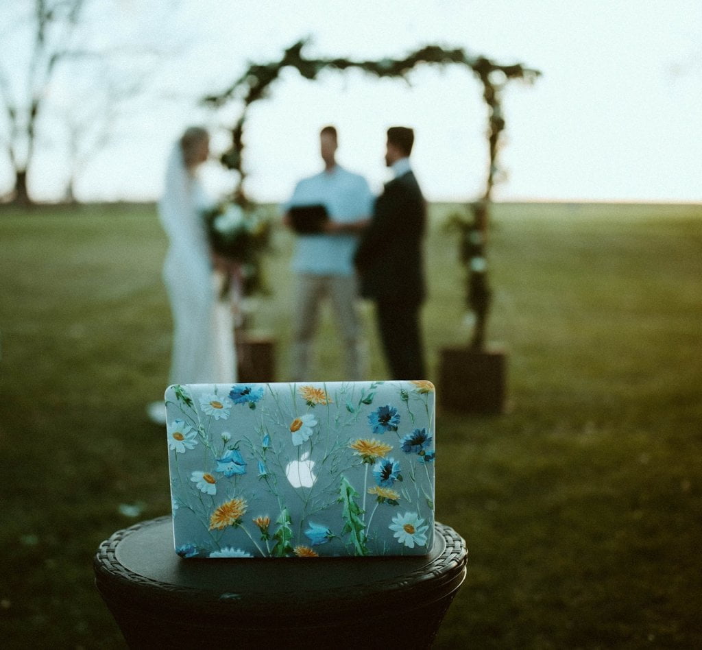 Live Stream your Wedding, a Wondrous Way to Have Everyone There