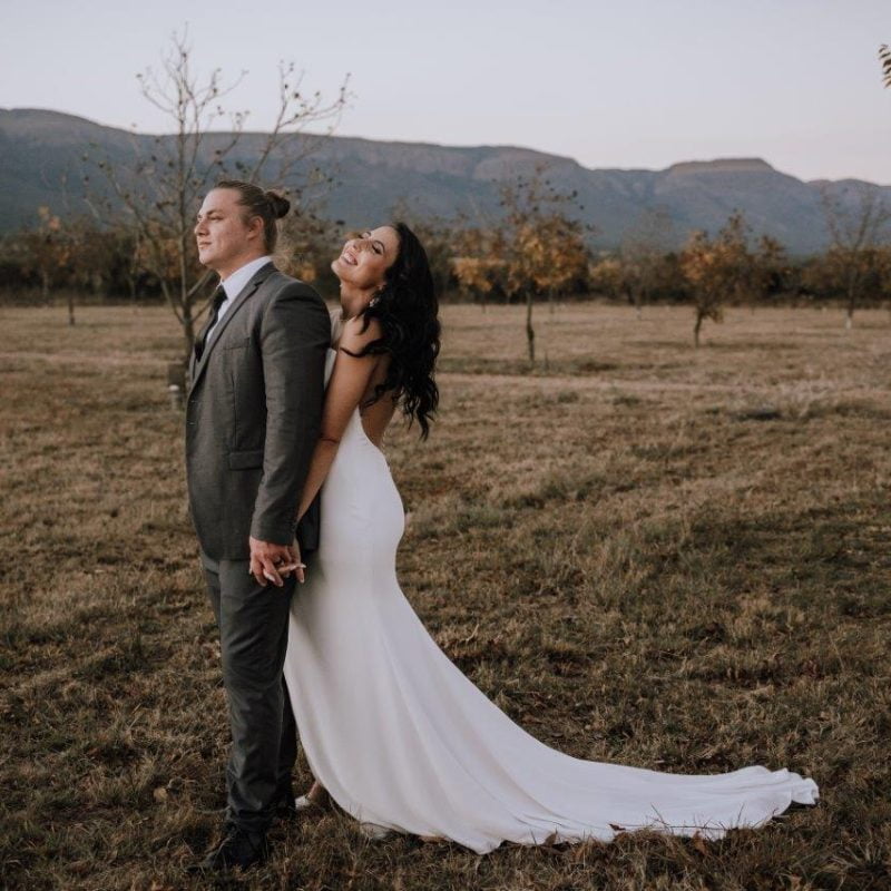 Location and Backdrop Are Key to Perfect Wedding Photos